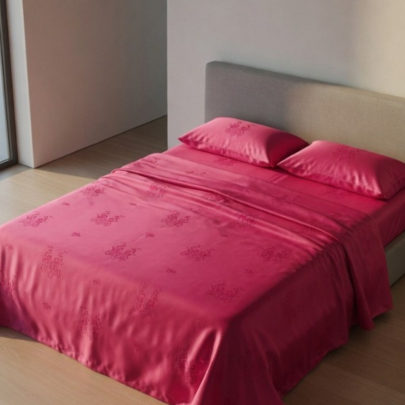 Sprei Ukuran 180x200  Polos Karet Bahan Satin Silk Premium