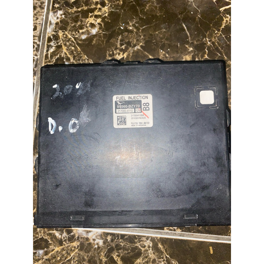 ECU DAIHATSU GRANDMAX 89560-BZY70 ORIGINAL