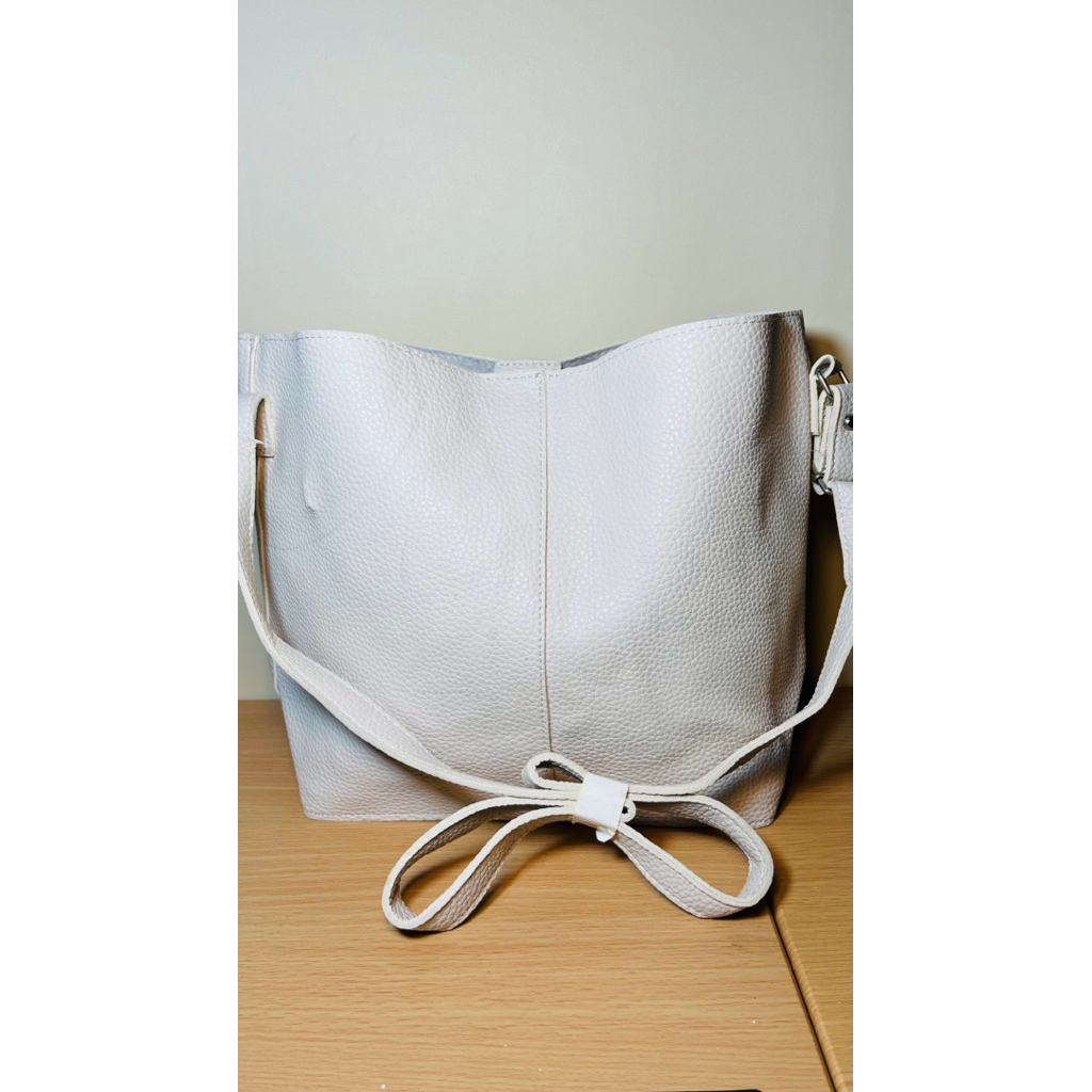 Tas wanita tali panjang