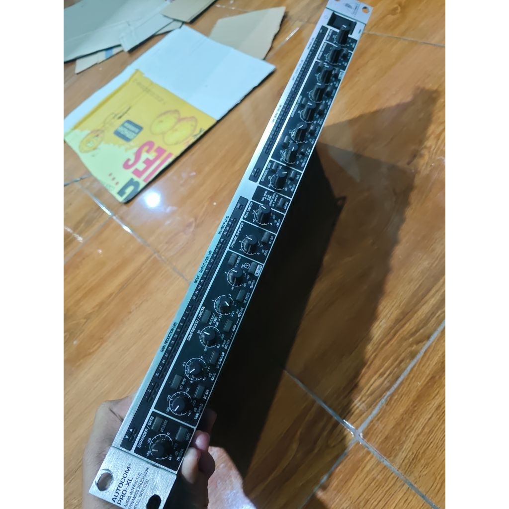 Behringer Autocom Pro-XL MDX1600