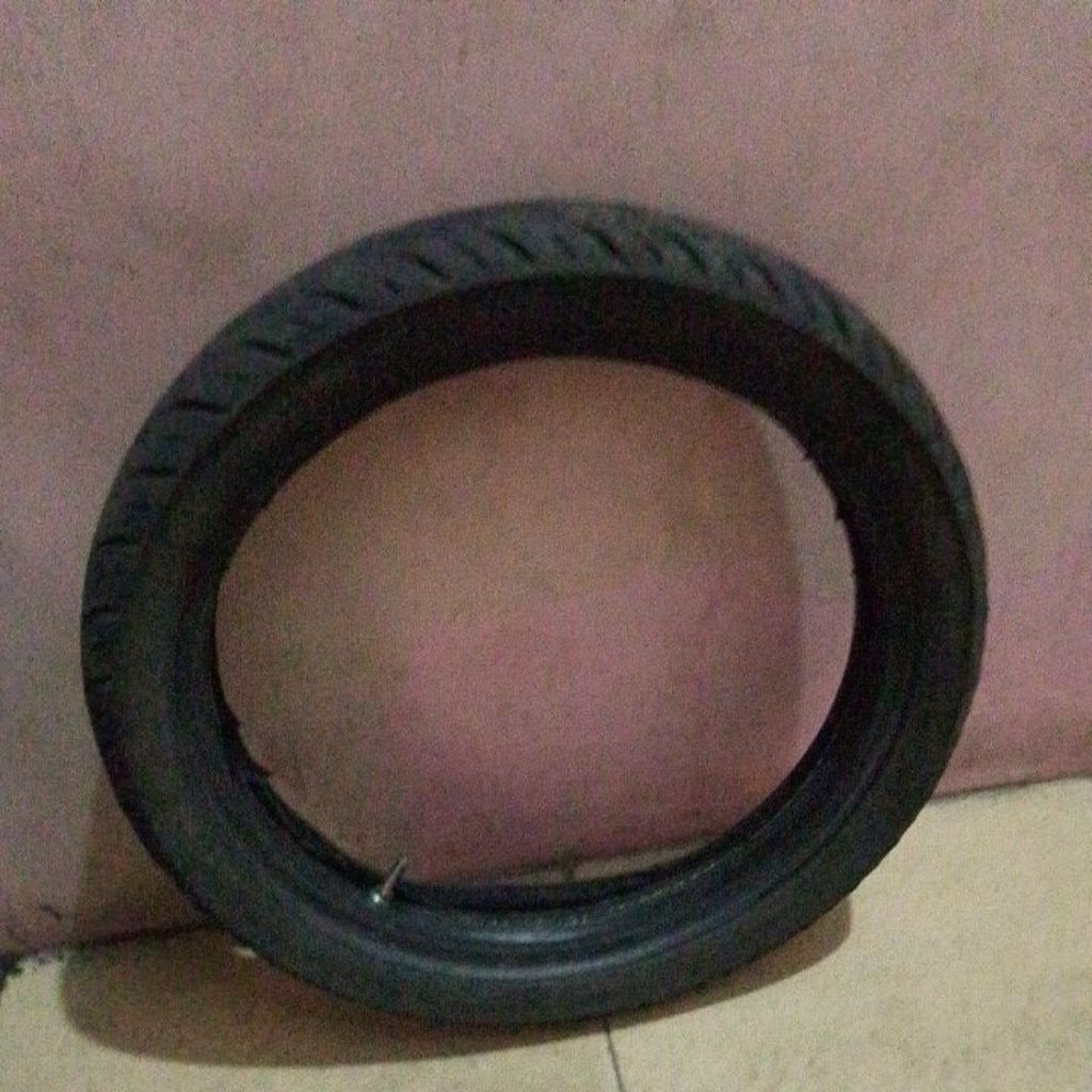 BAN DEPAN MOTOR BEAT BEKAS