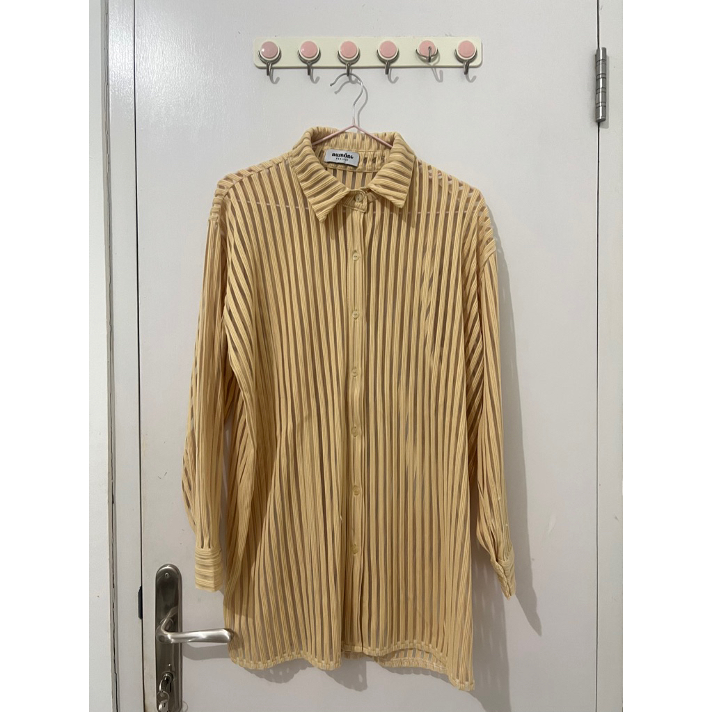 Kemeja Kuning Aumone
