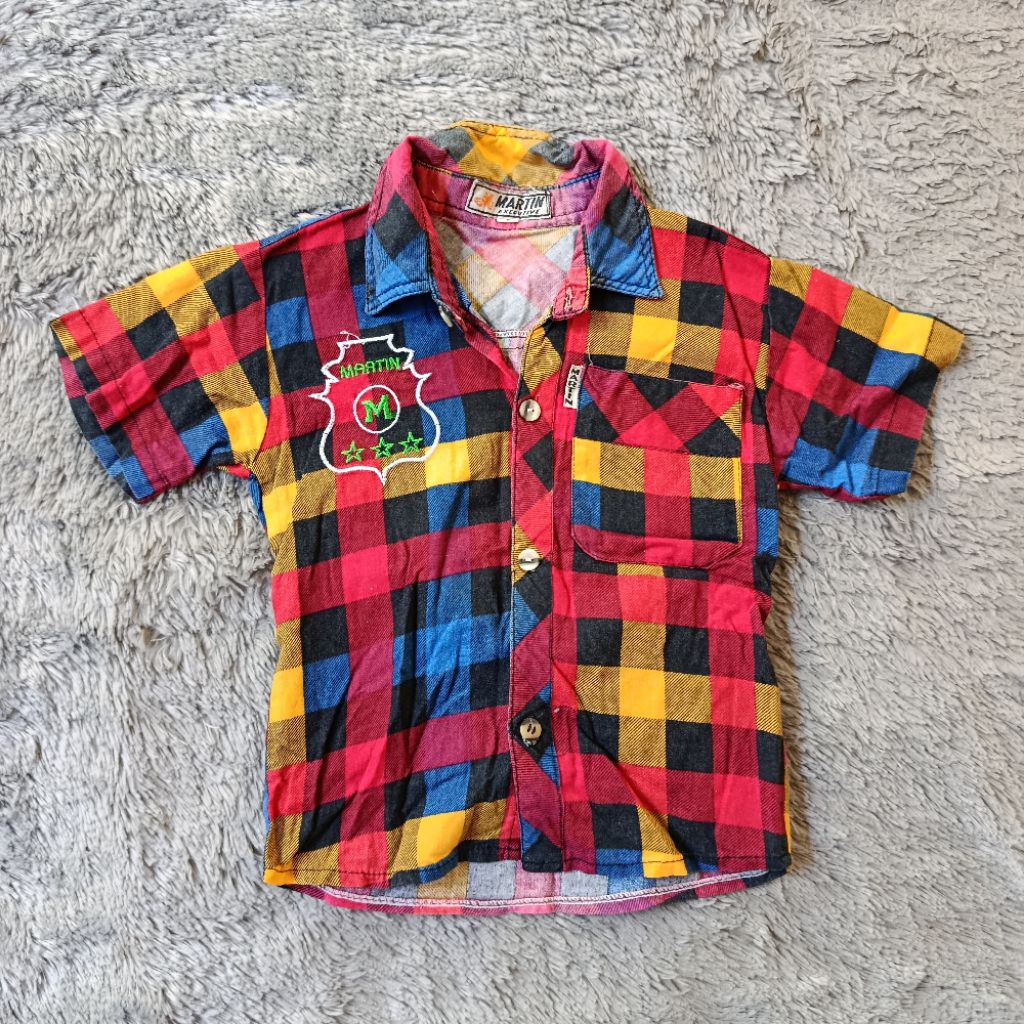 Preloved Kemeja Anak Kotak-Kotak Warna Warni Martin Executive Exit 24