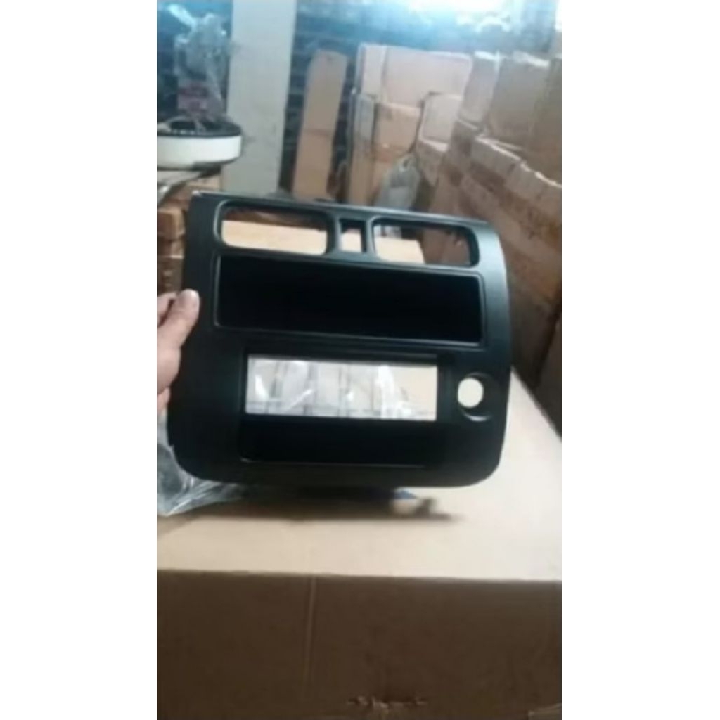 PANEL TAPE PANEL RADIO DYNA SAURUS HINO DUTRO