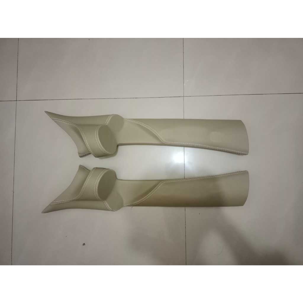 PILAR 3WAY AUDIO MOBIL FORTUNER LAMA 2005-2015 UKURAN UNIVERSAL