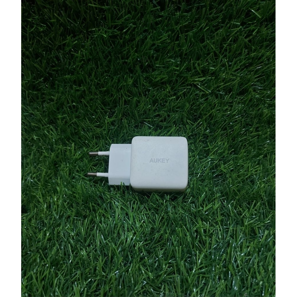 AUKEY adapter Charger PA-R1 20 Watt port C (Second)