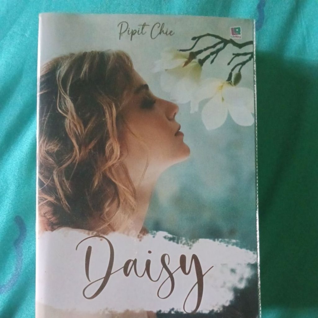 PRELOVED NOVEL PIPIT CHIE