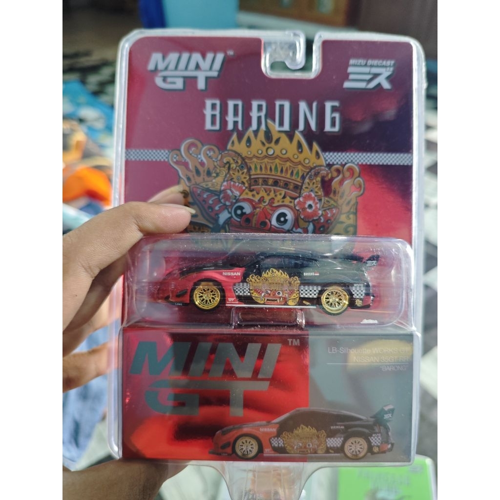 MINI GT Nissan GTR R35 Barong