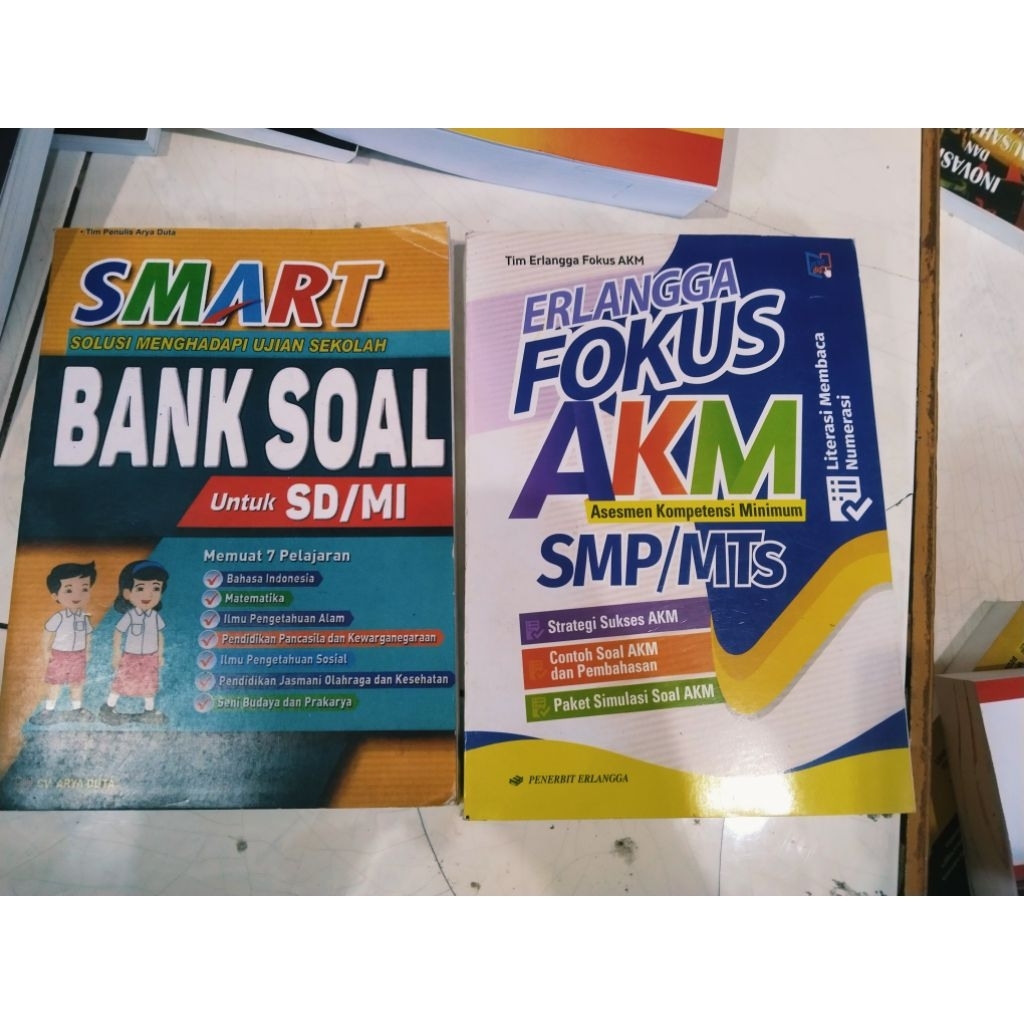 smart bank soal erlangga fokus akm -SD/MI SMP/MTs