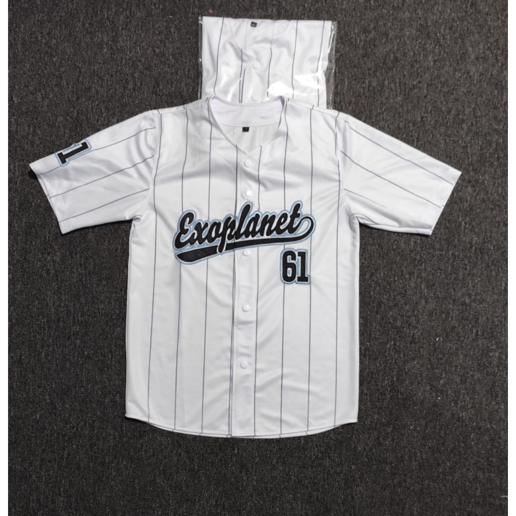 Jersey  terbaru ( lengkap nama Member bordir )  Jersey Chanyeol  / Jersey Baekhyun  / Jersey D.o / J