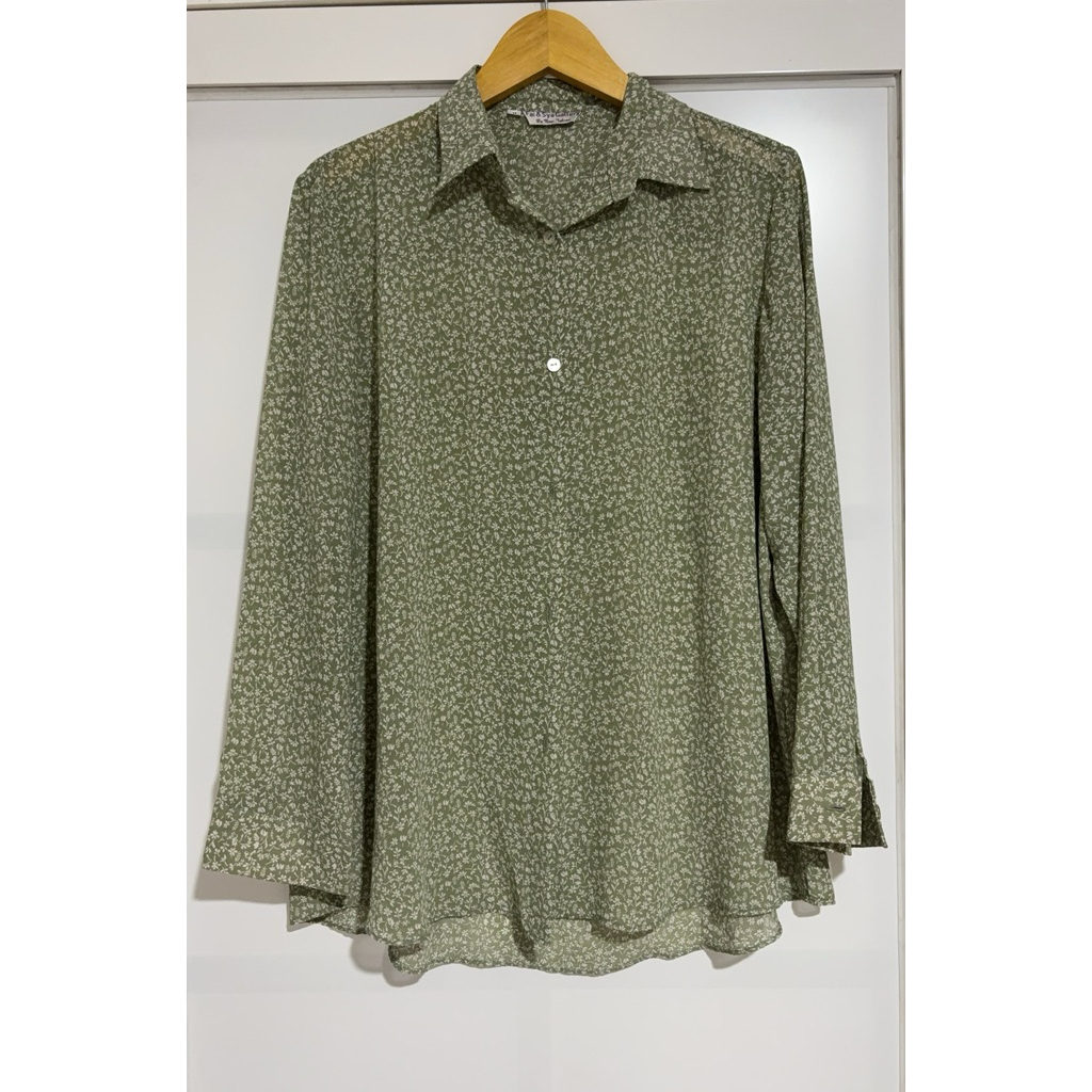 kemeja blouse motif bunga kecil korea chiffon