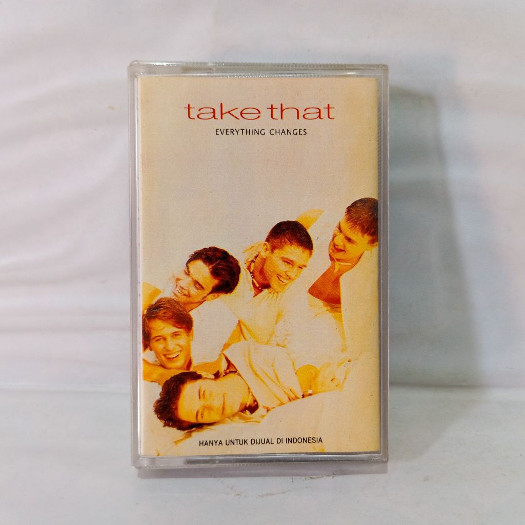 Kaset Take That - Everything Changes