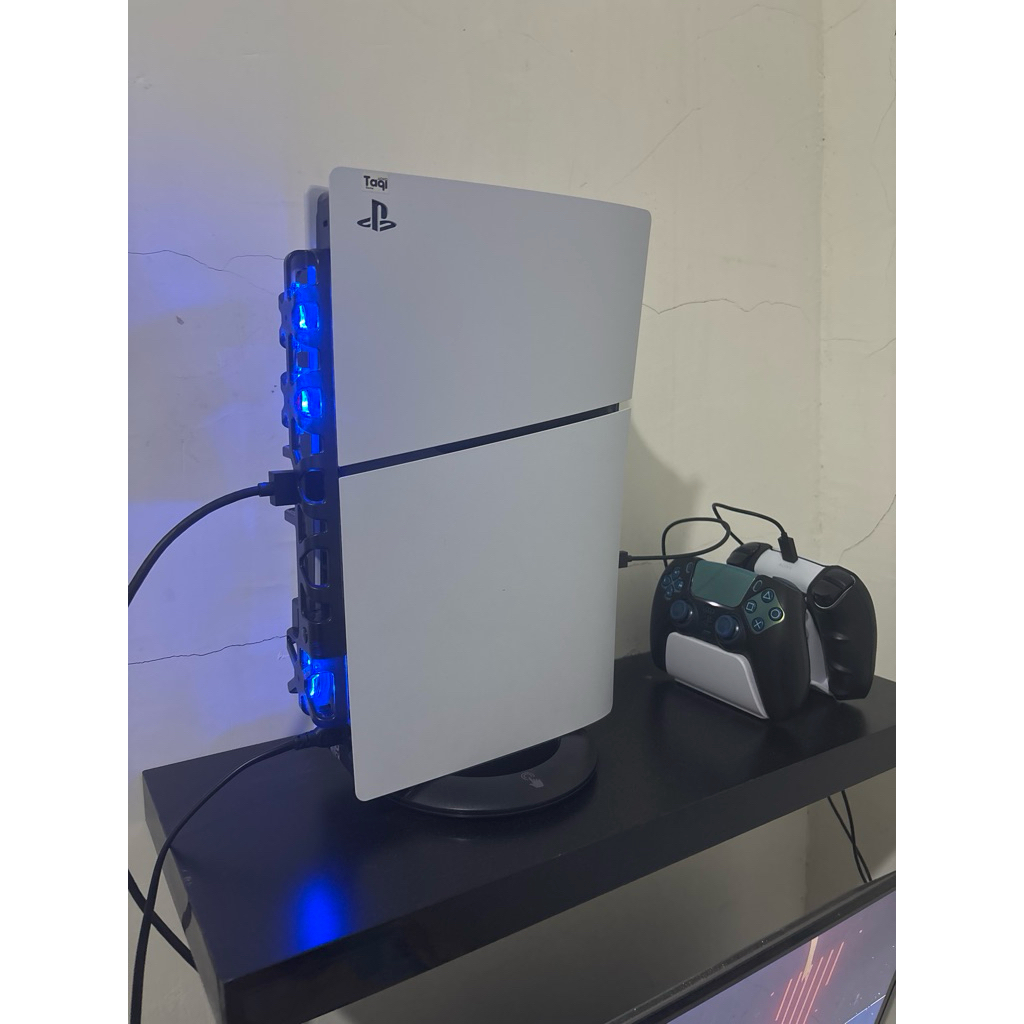 Playstation 5 Slim Disc + 2 stick