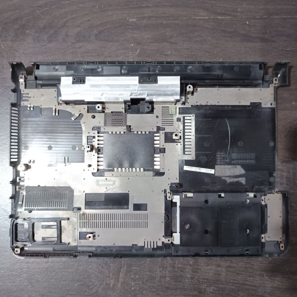 Casing Bawah Sony Vaio PCG-61213W