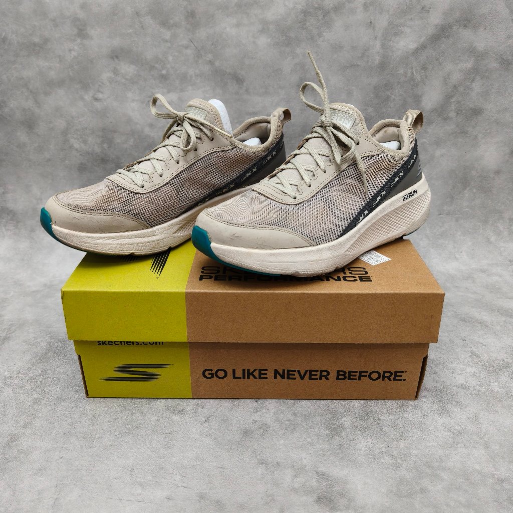 Sepatu SKECHERS Go Run Elevate Sepatu Lari Pria Original Second Bekas Size 41 | Preloved Sepatu Lari