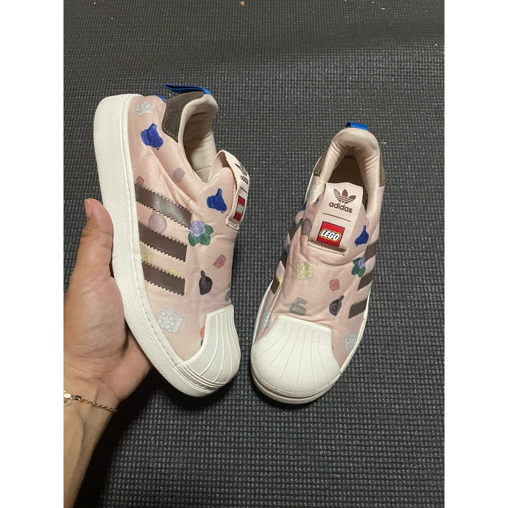 Sepatu Adidas Superstar 360 x Lego size 35 insole 21-21,5cm