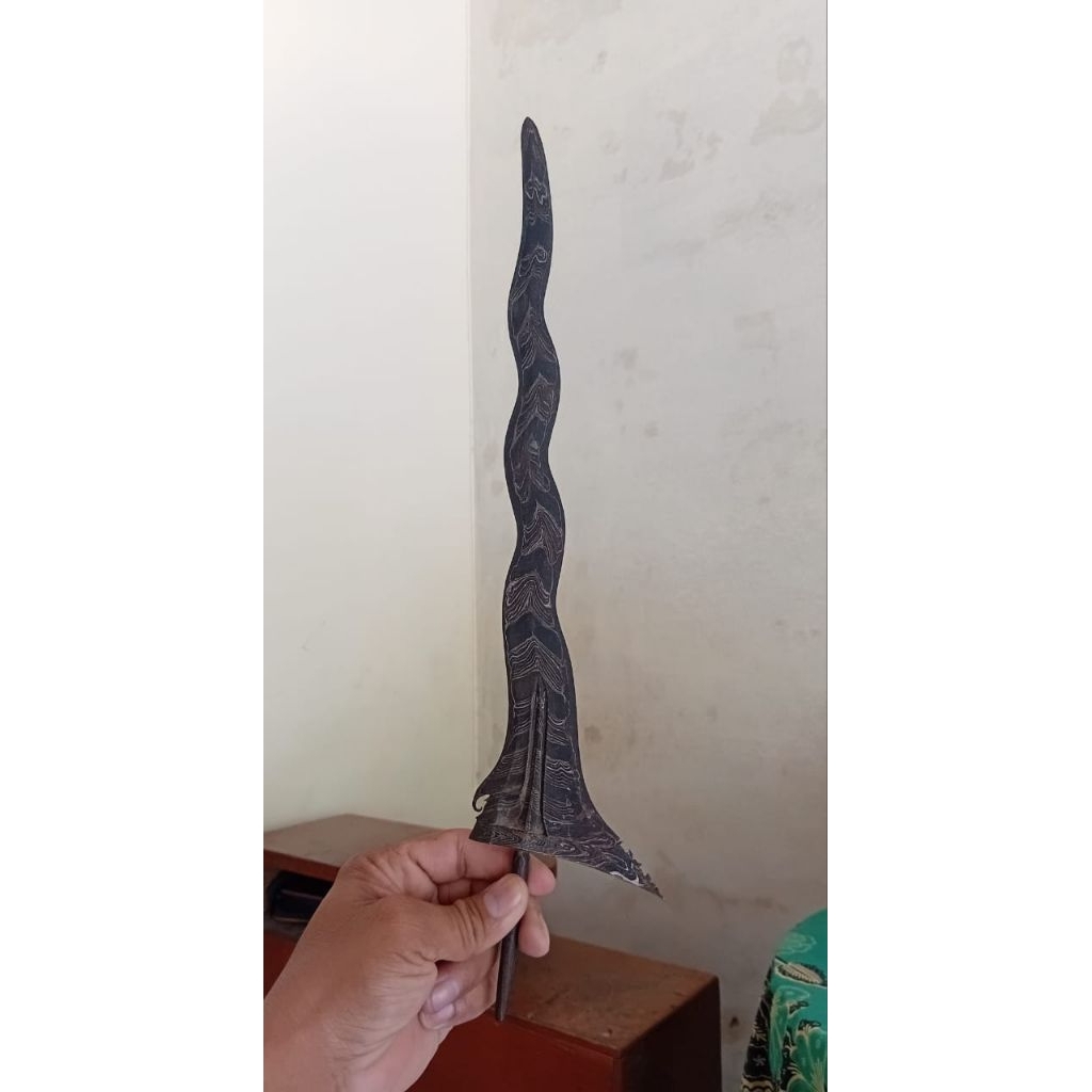 Bilah Keris Carubuk Luk 7 Pamor Ron Genduru