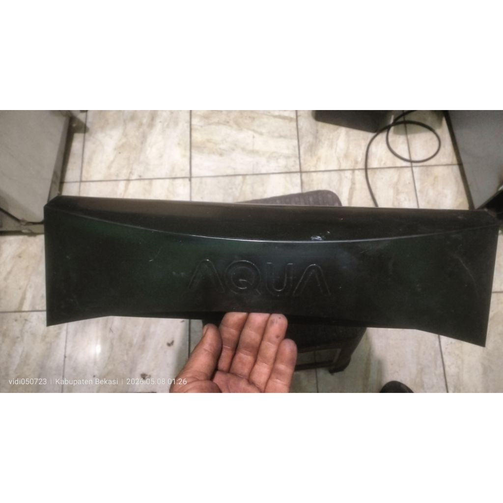 rak laci bawah kulkas Aqua