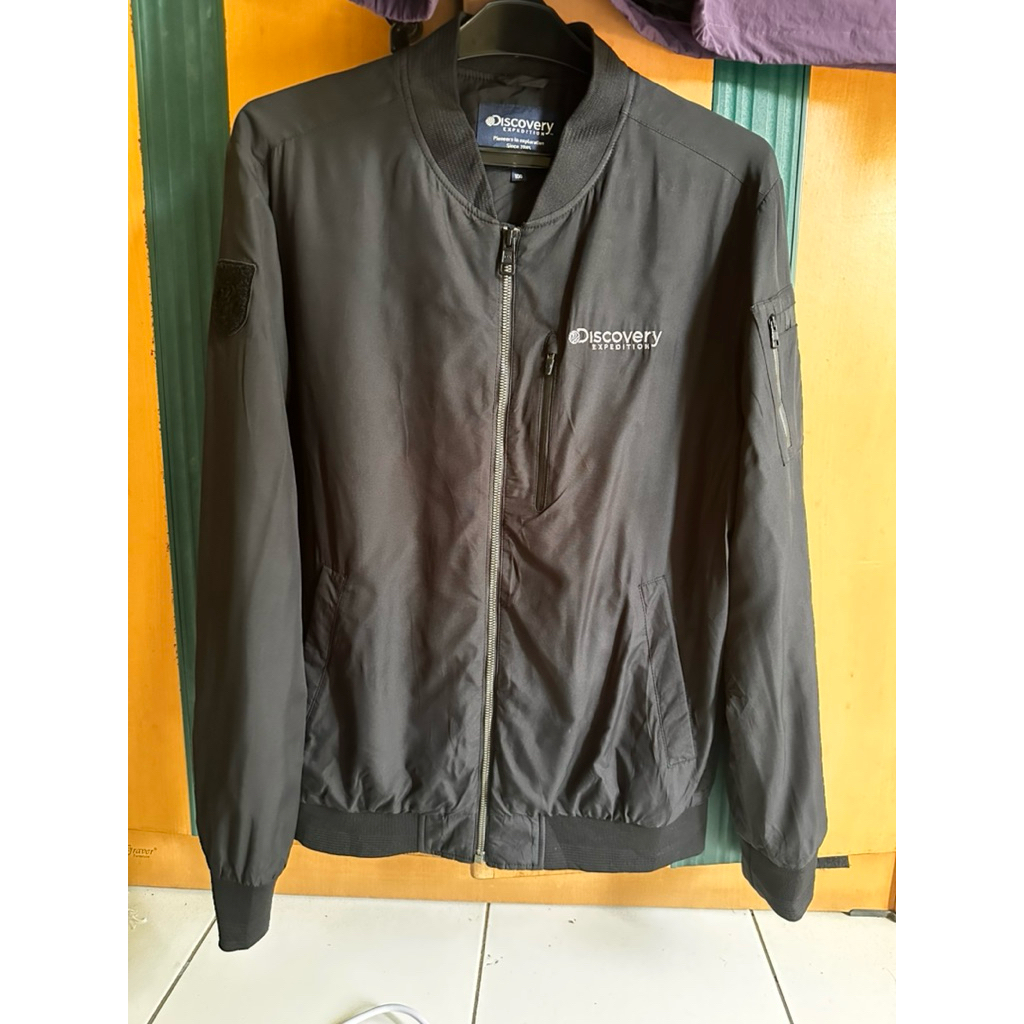 jacket bomber discovery