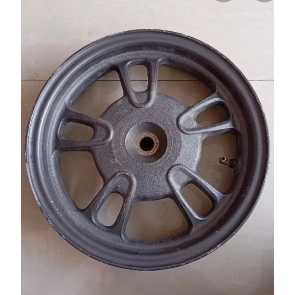 velg pelek Pelk belakang Honda scoopy Ring 12 original