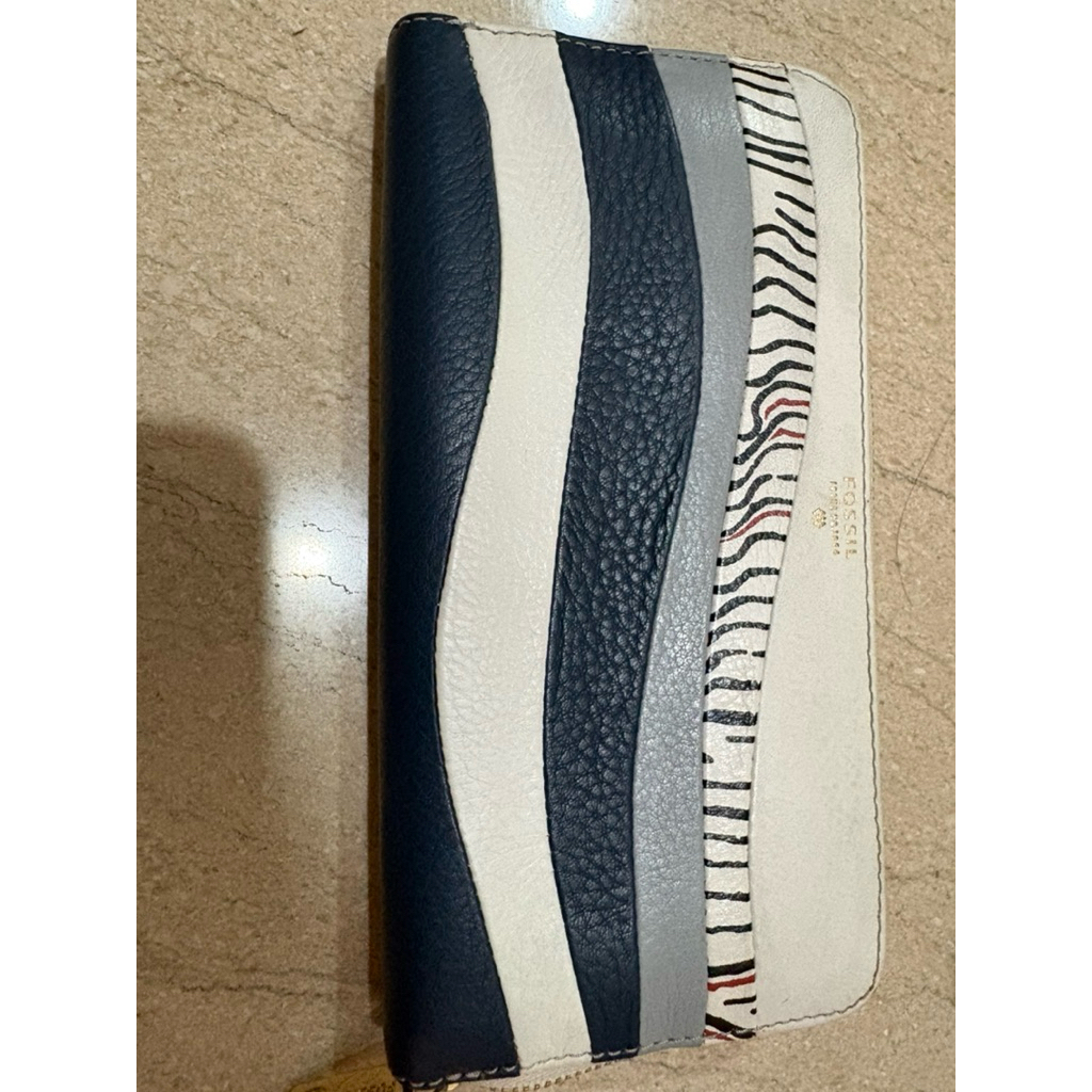 Preloved dompet wanita foss.l branded