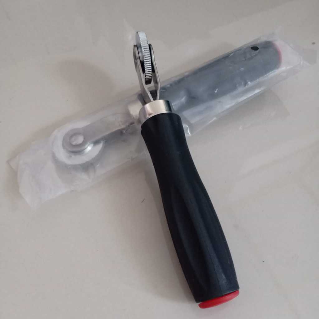 perata karet tambal ban tip top - Roller - pres tambal ban tip top-roll