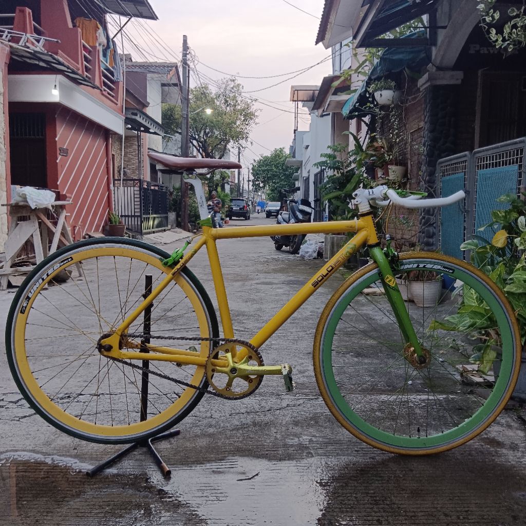 SEPEDA FIXIE UNITED SOLOIST 71 DOLTRAP / FREEWHEEL