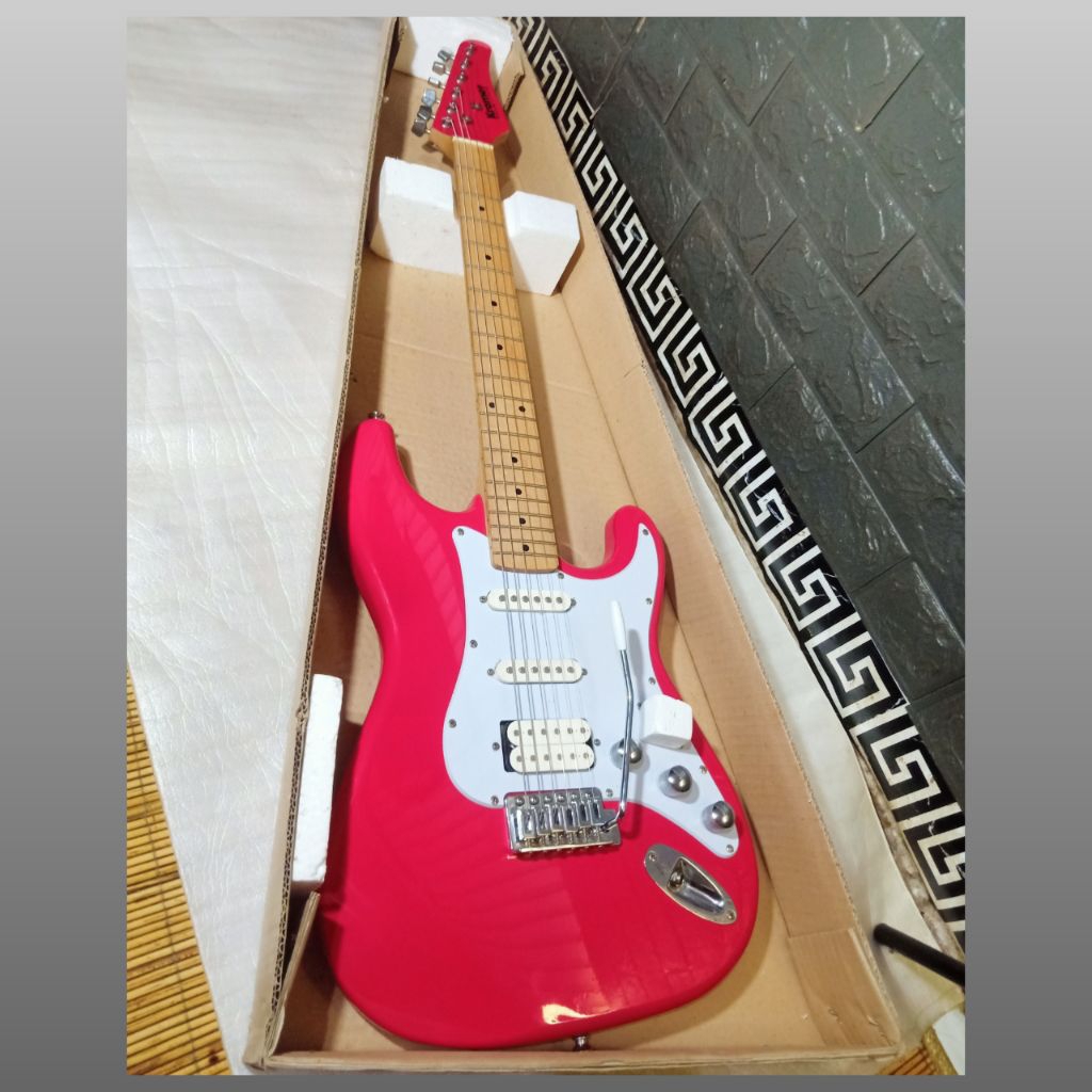 Original Kramer Focus VT-211s Stratocaster Gitar Elektrik