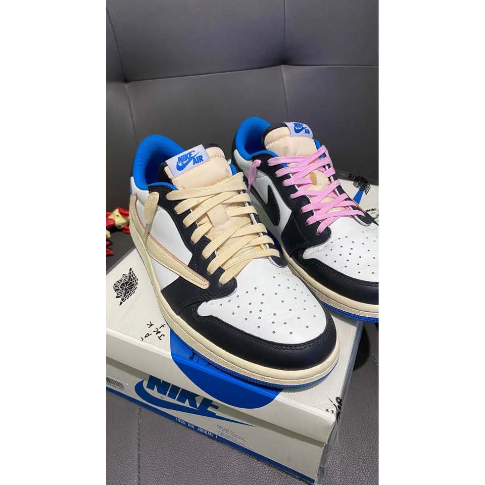 Nike Air Jordan 1 OG x Travis Scott x Fragment