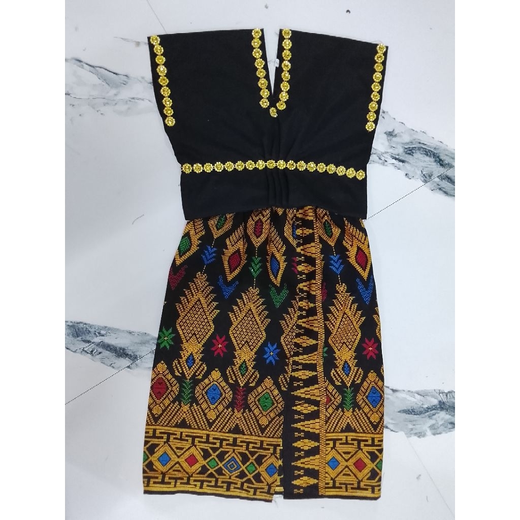 Baju Adat lambung viral anak sasak khas lombok