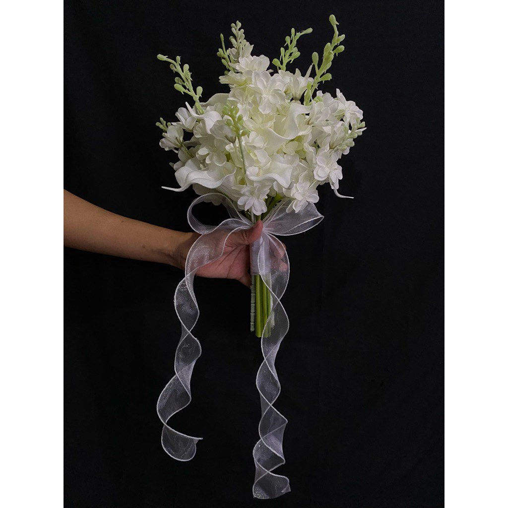 PREMIUM BUKET LILY HAND BOUQUET LILY WEDDING BUKET BUNGA LILY ARTIFICIAL BUKET WEDDING BUKET LAMARAN