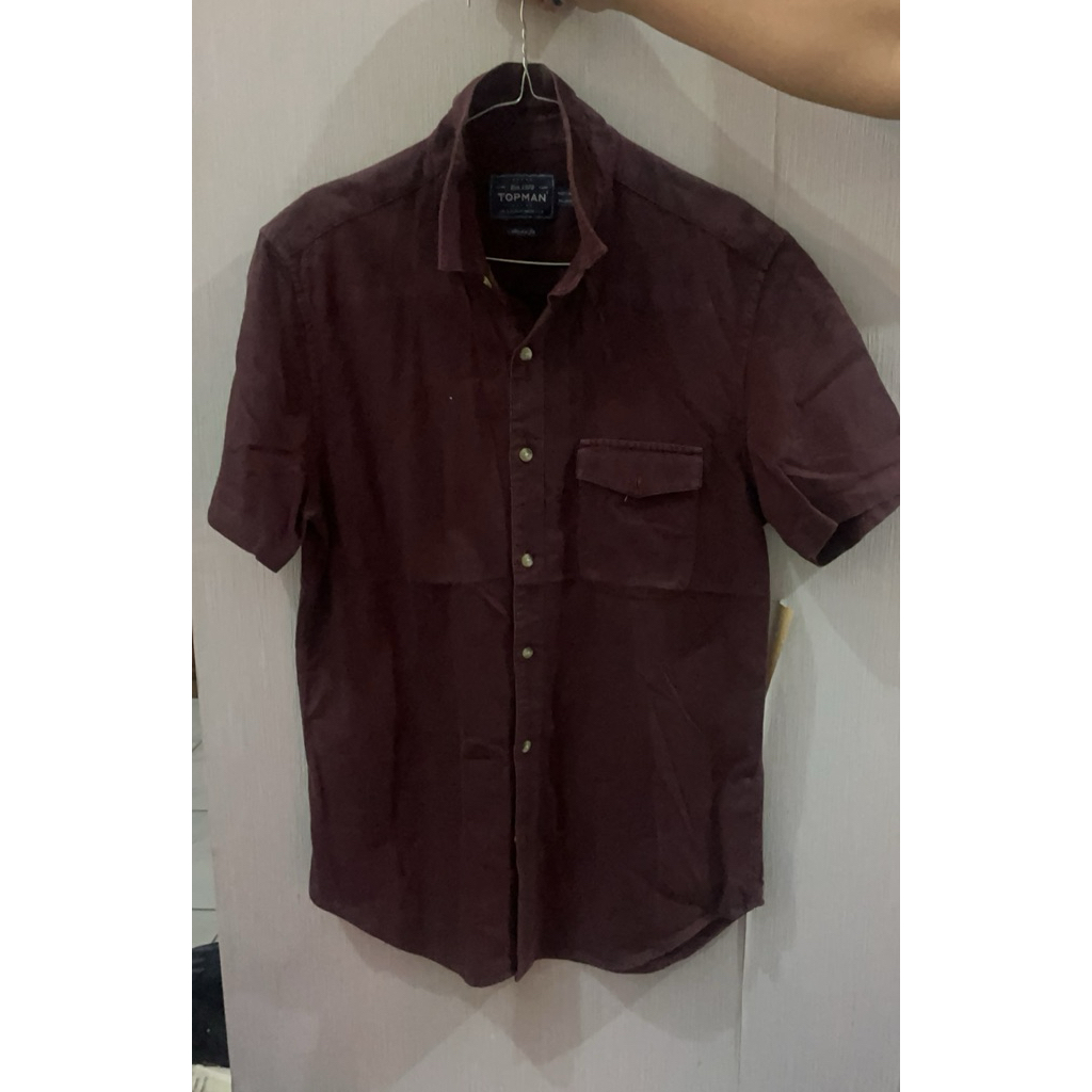 kemeja cowo warna maroon T*PMAN