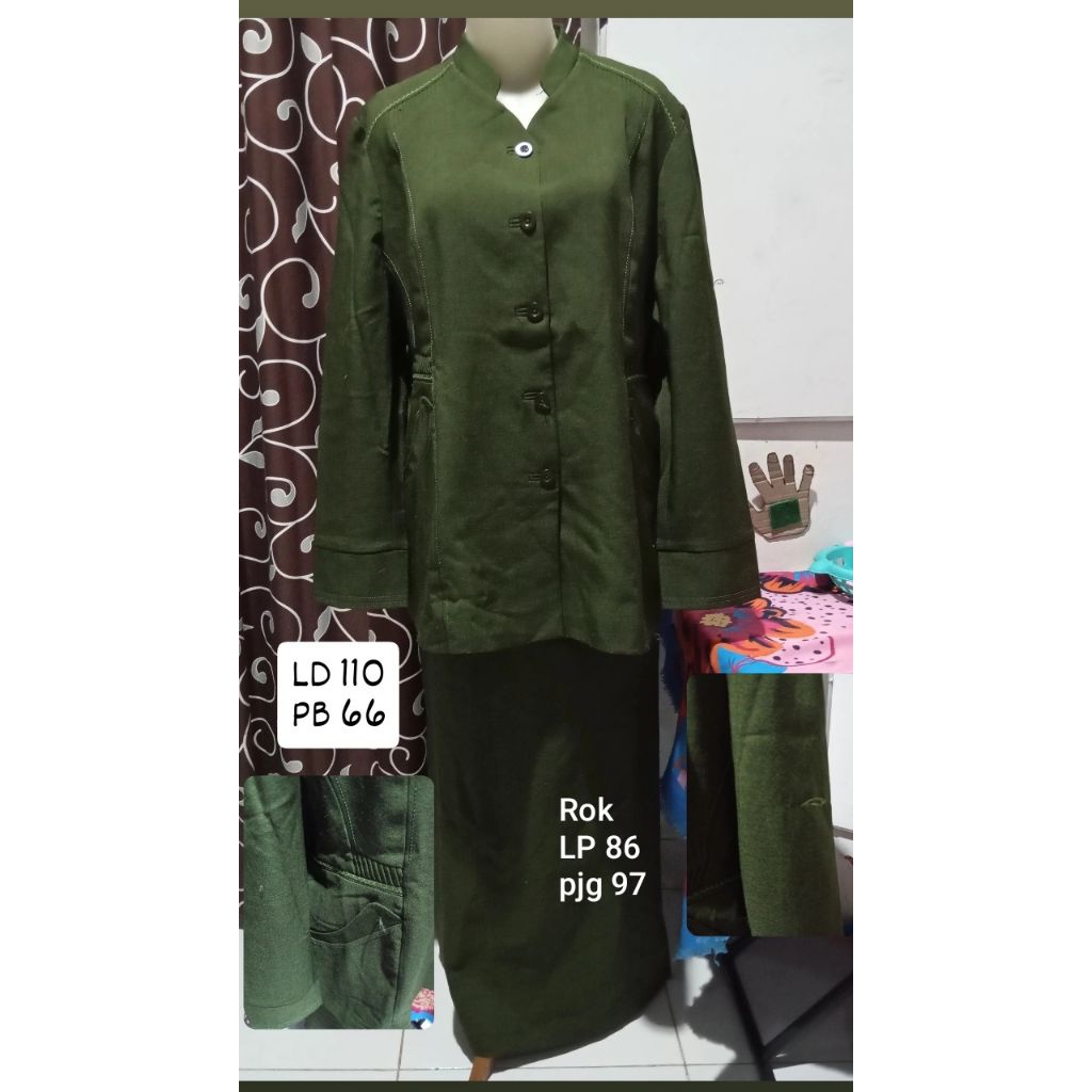 Preloved Set Seragam Guru