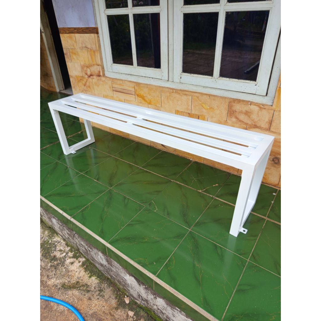 Bangku besi bangku taman bangku tunggu