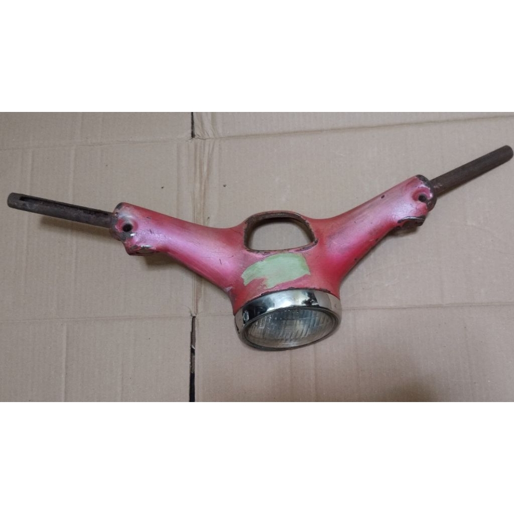 Kapala batok atas C70 set ring dan reflektor lampu Stanley original copotan / bekas