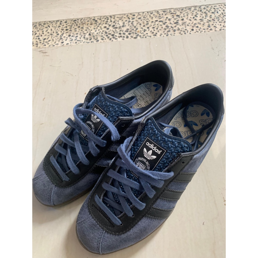 SEPATU ADIDAS LONDON TAIWAN