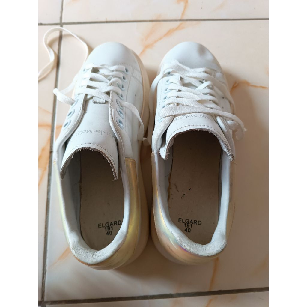 sepatu Preloved kasual sneaker
