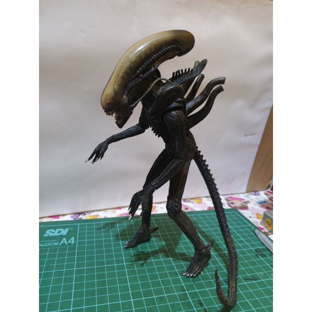 action figure alien neca