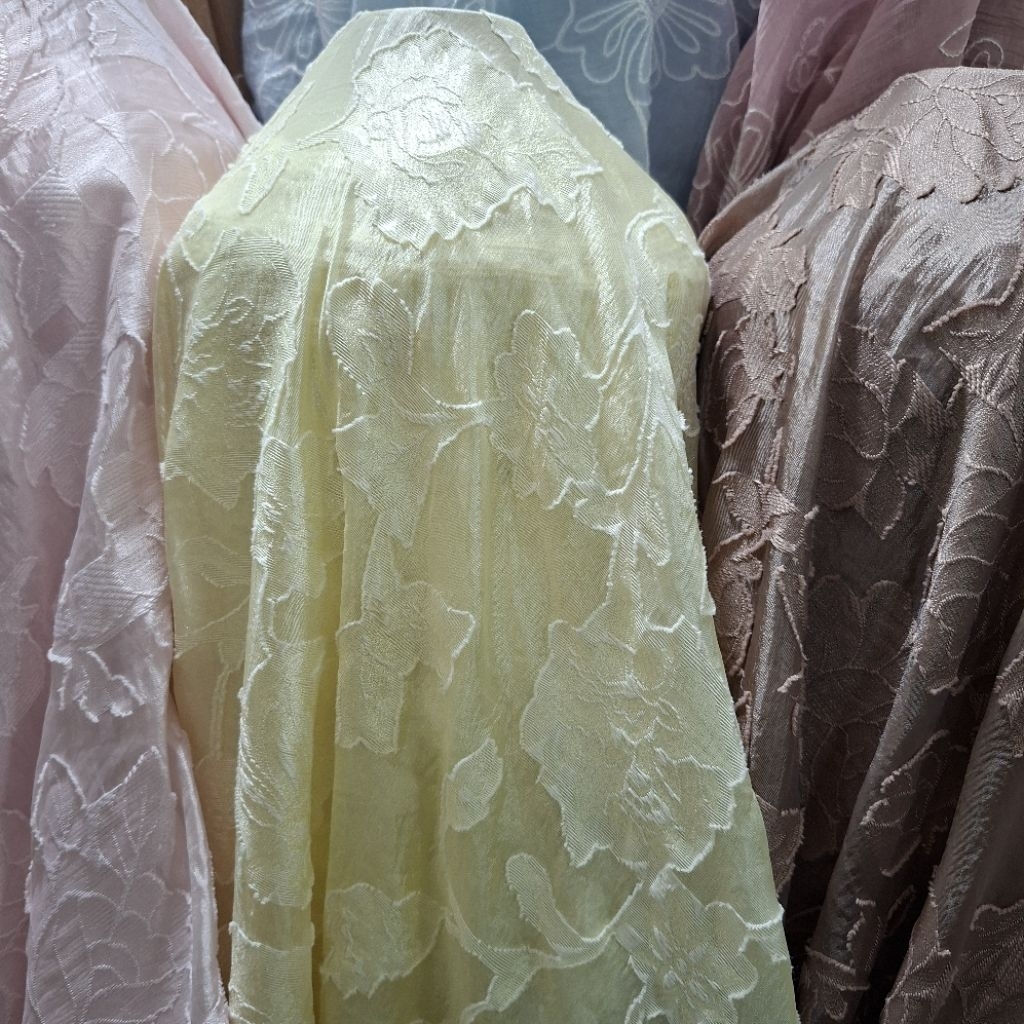 Bakal kain organza embos motif premium/organza 3D motif
