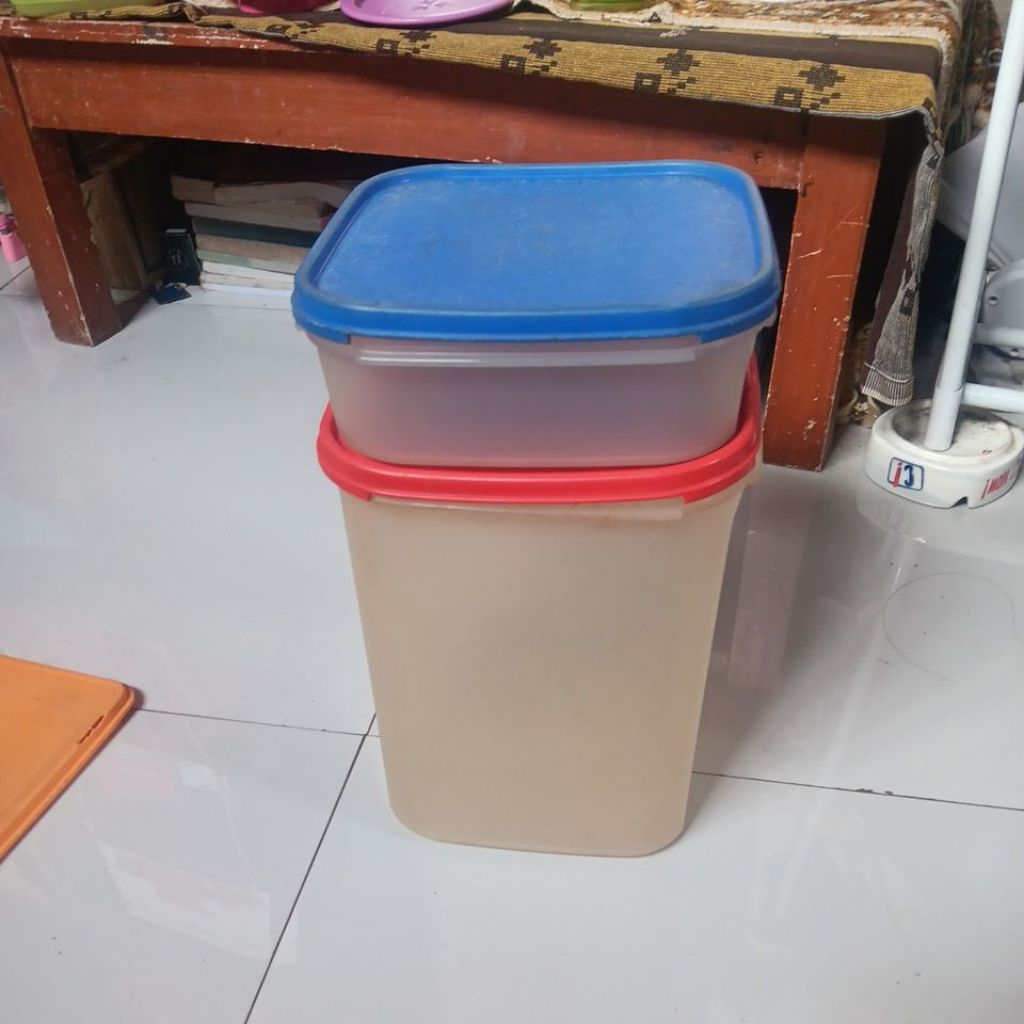 mm square tupperware