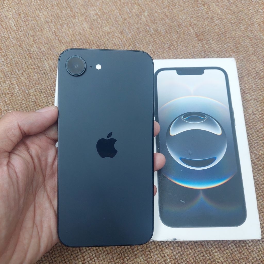 Iphone 16E 128 Gb Second Resmi ibox BH100% Mulus