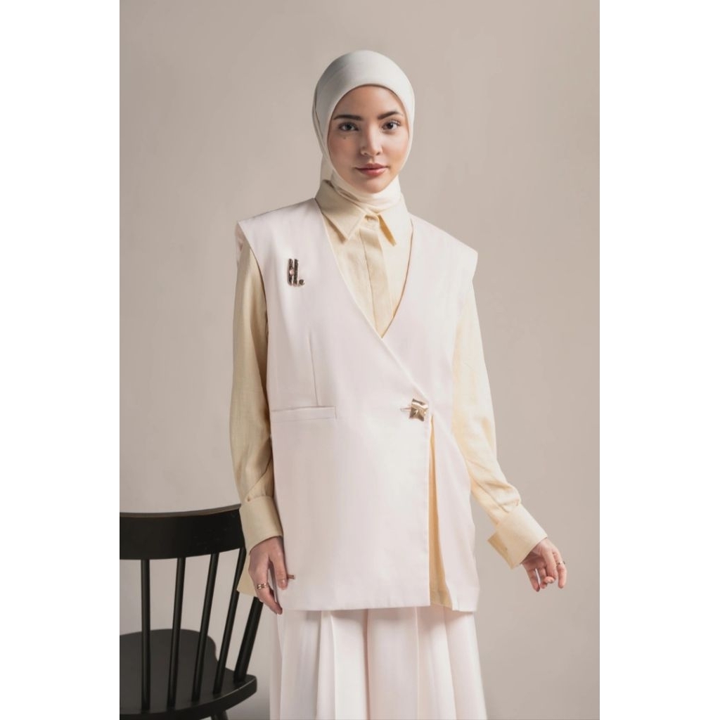 Heylocal Lampung | Dear To Heart Vest | Vest