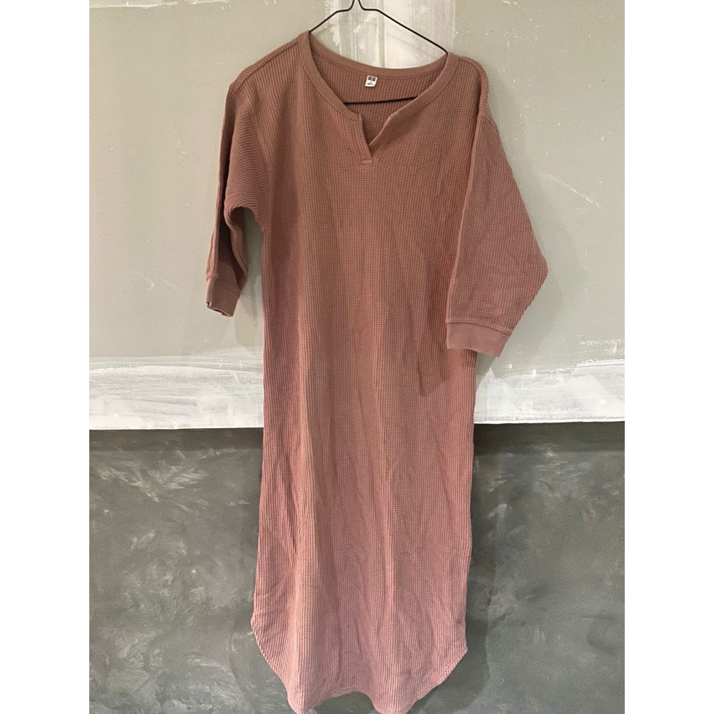 uniqlo tunik rajut wanita