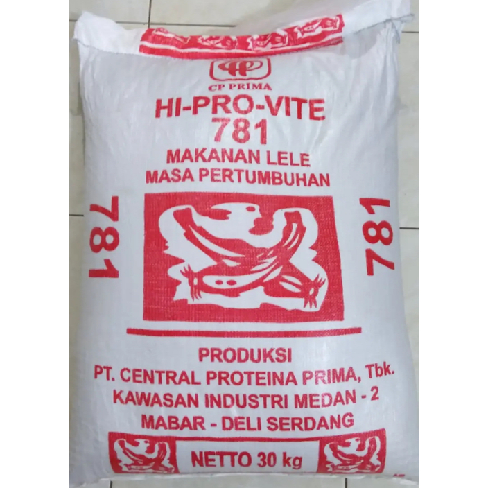 781 Pakan ikan (1 sak = isi 30kg)