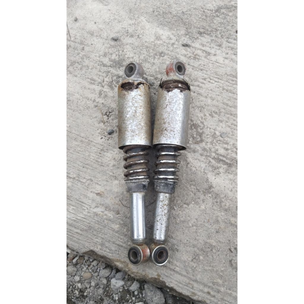 Shock Belakang Original CB 100 Copotan