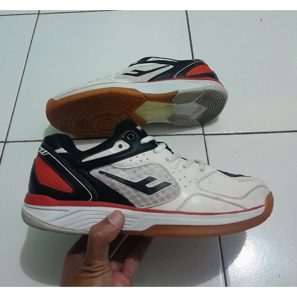 (PRELOVED) Sepatu PROSPECS Badminton/Tennis for Unisex (Original/90% Mulus)