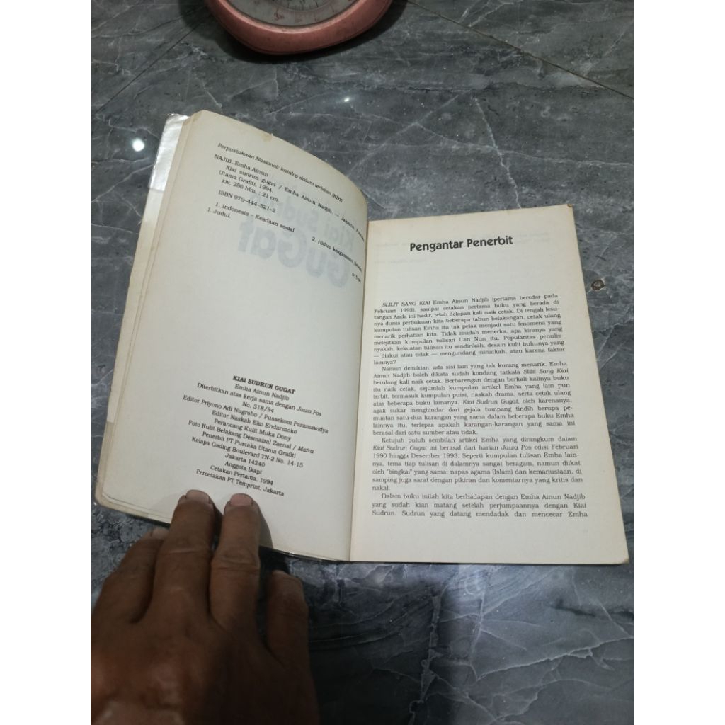 Kiai Sudrun GuGat-Emha Ainun Nadjib-C2