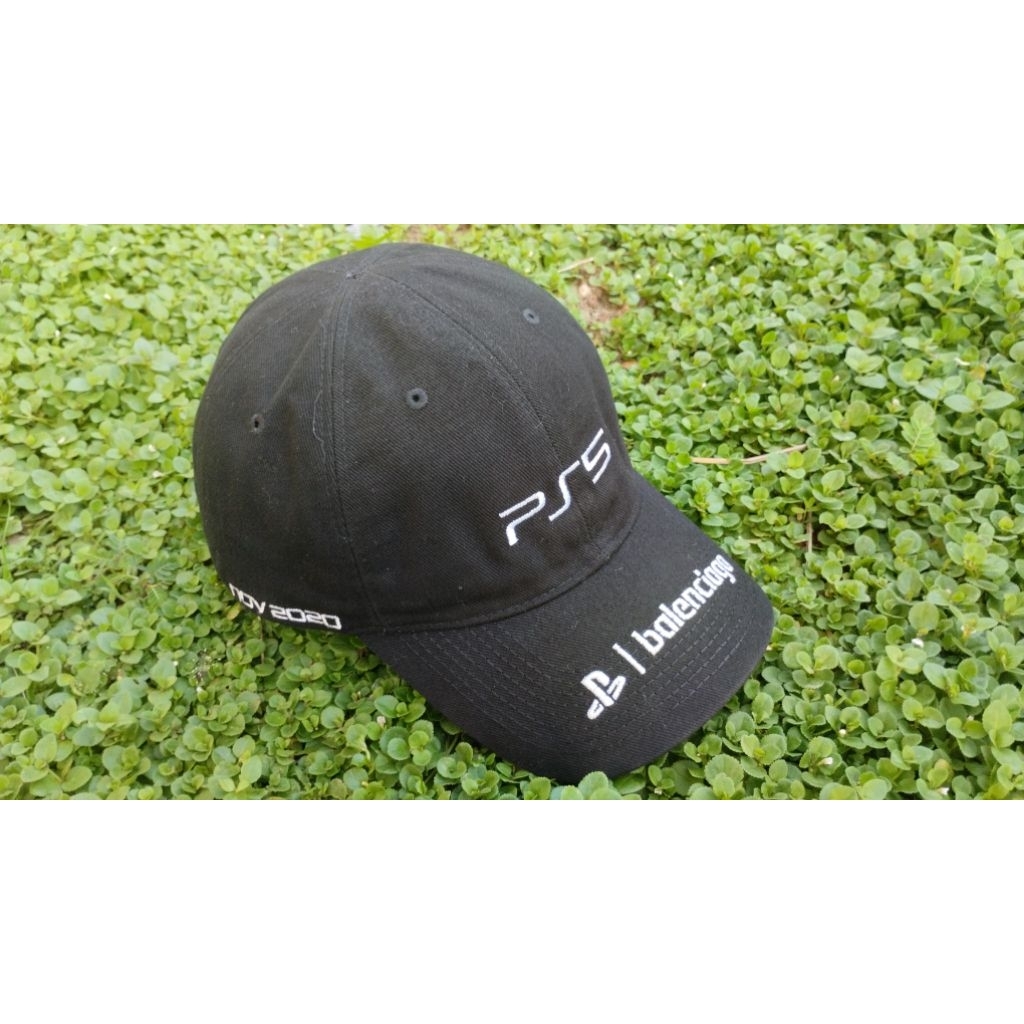 TOPI PLAYSTATION 5 COLAB BALENCIAGA ORIGINAL