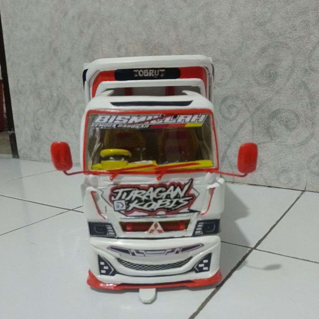 karoseri truk oleng