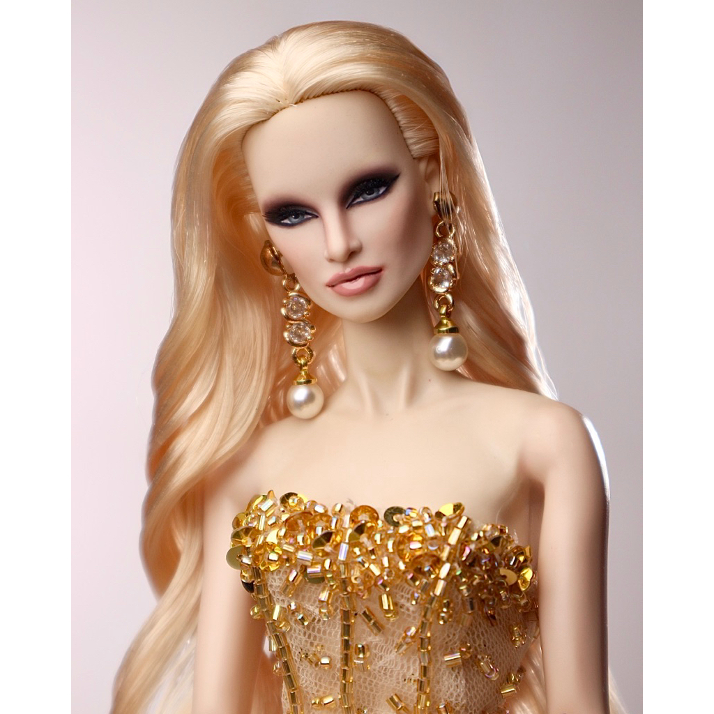 Boneka Tatyana Alexandrova Integrity Toys Fashion Royalty Doll